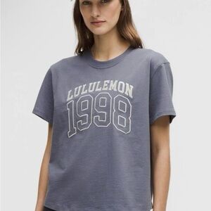 lululemon athletica Gray Short Sleeve Tee